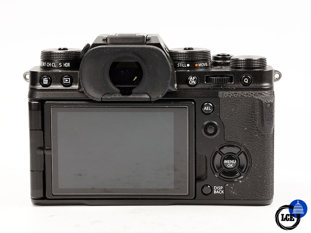 FujiFilm X-T4 BODY  *BOXED*