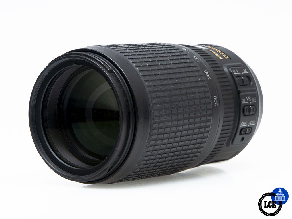 Nikon AF-S 70-300mm f/4.5-5.6 G ED VR