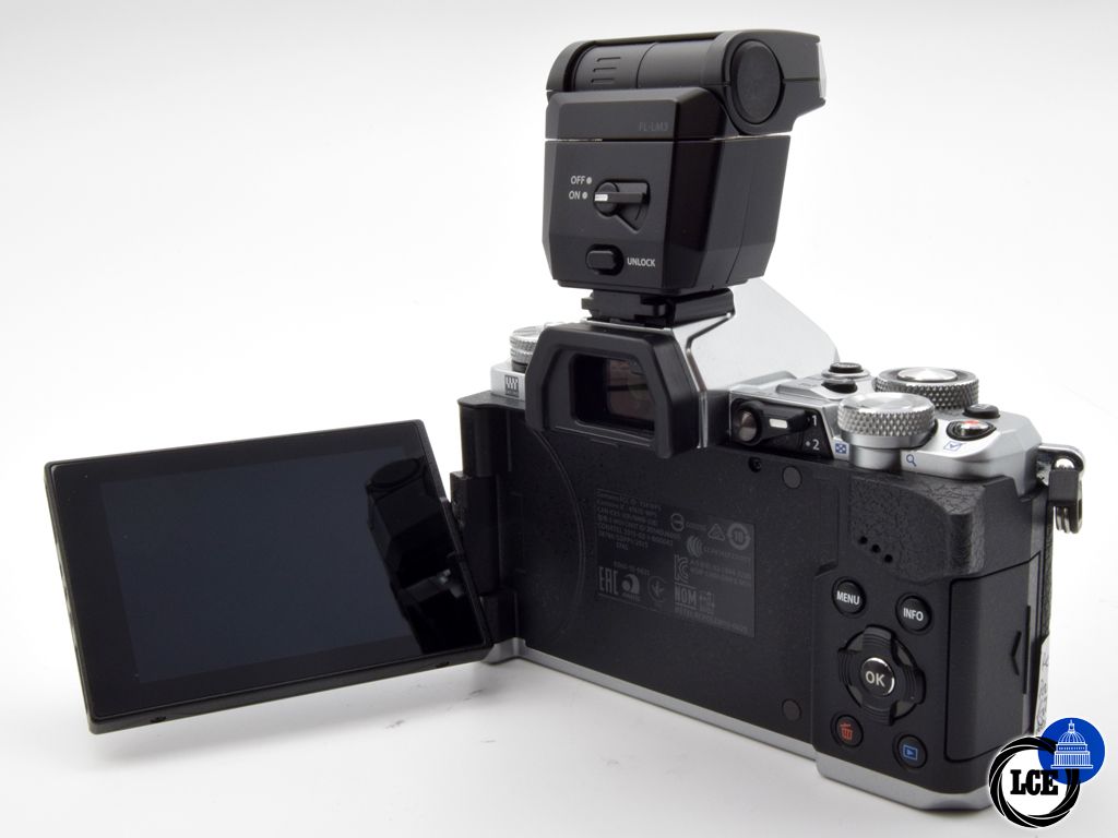 Olympus OM-D E-M5 MK II Silver Body (11,890 Shutter Actuations) 