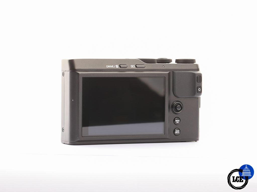 FujiFilm XF10 [4*] | 10114319