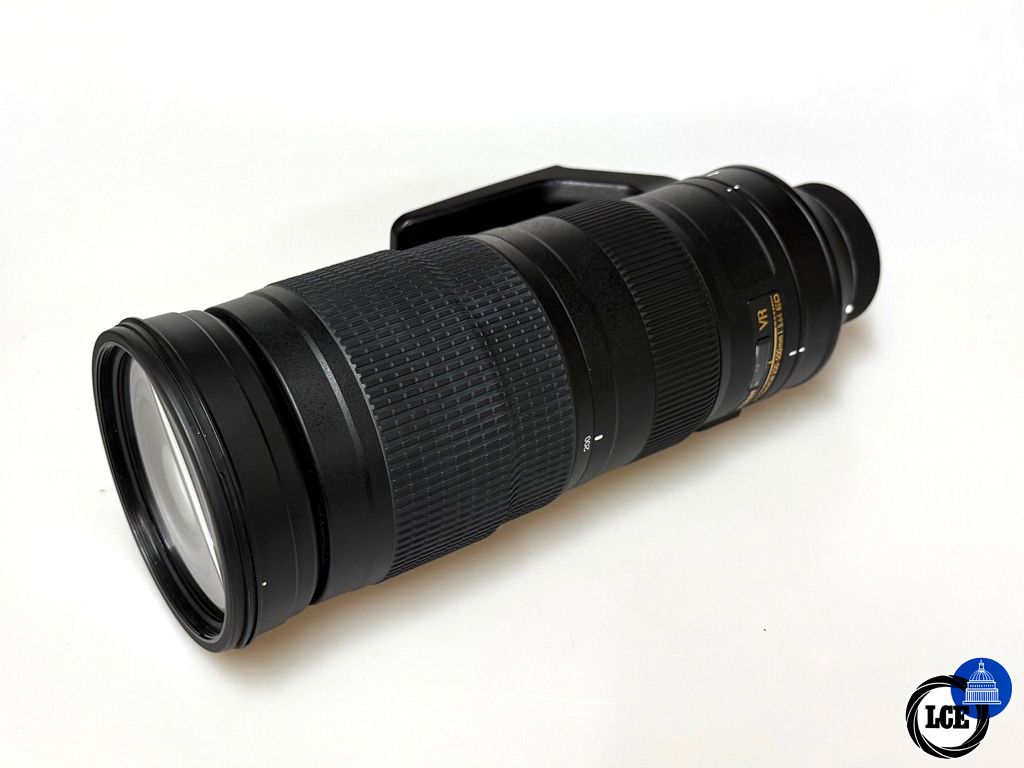 Nikon AF-S 200-500mm F5.6 VR