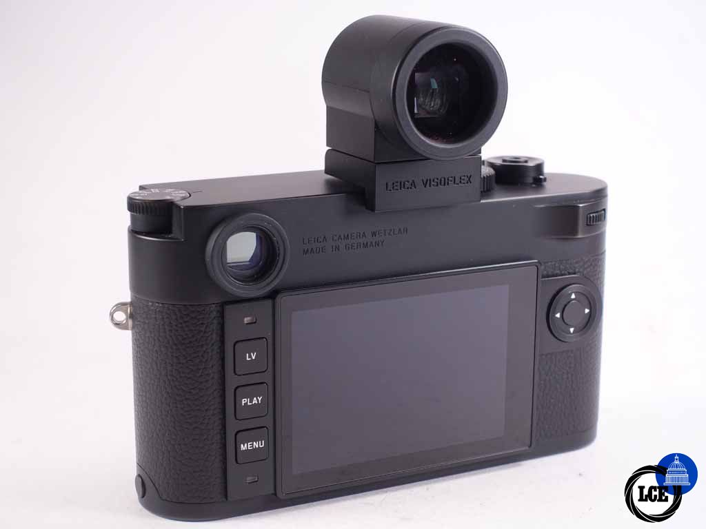 Leica M10 Monochrom with Visoflex Typ 020