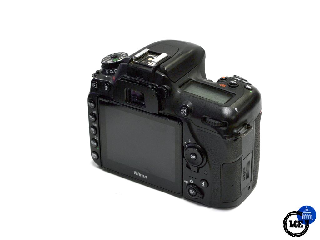 Nikon D7500 Body only