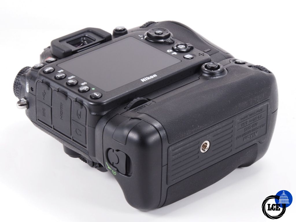 Nikon D7200 & MB-D15