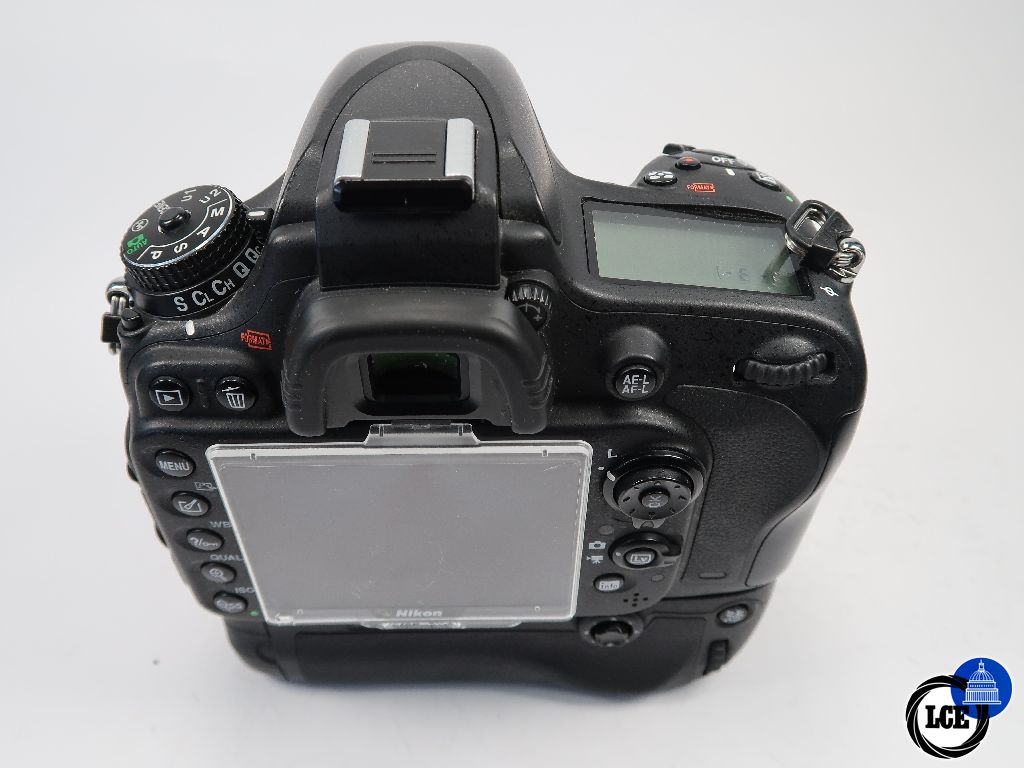 Nikon D610 + MB-D14 Grip