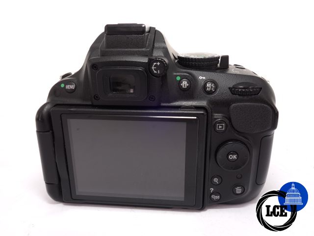 Nikon D5200 BODY