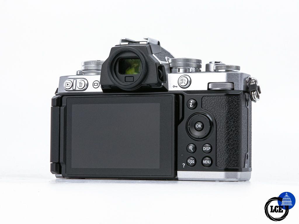 Nikon Z fc + 16-50mm VR **3k Shutter Count**
