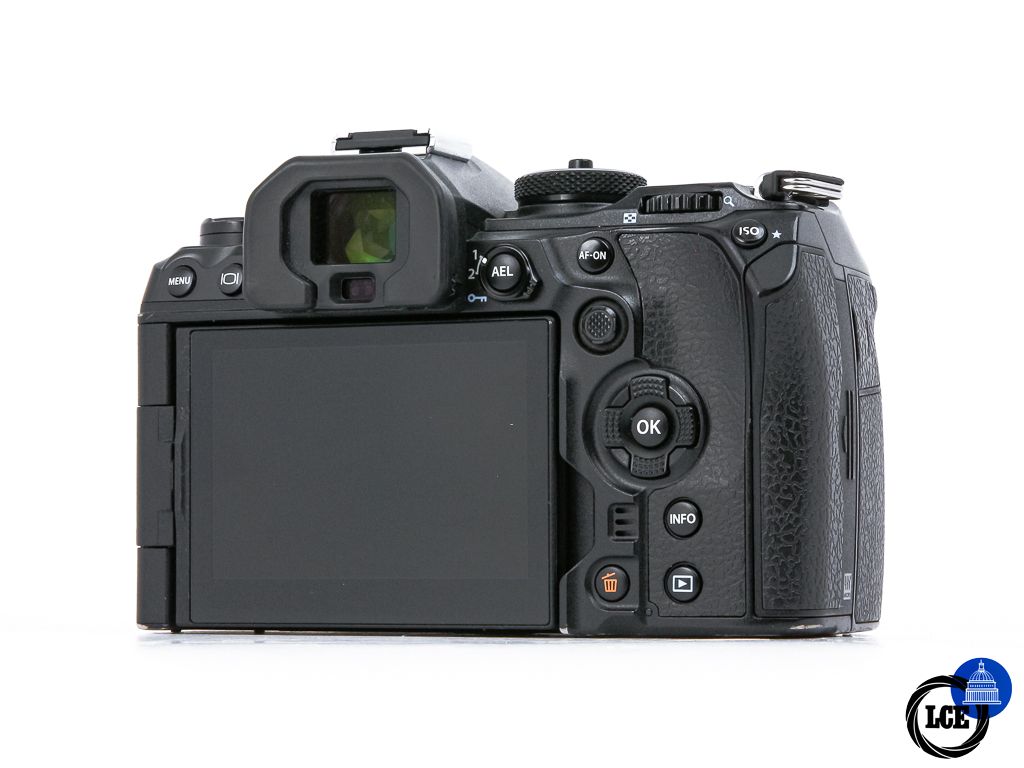OM SYSTEM OM-1 Body **1k Shutter Count**