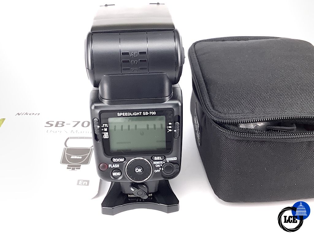 Nikon SB-700