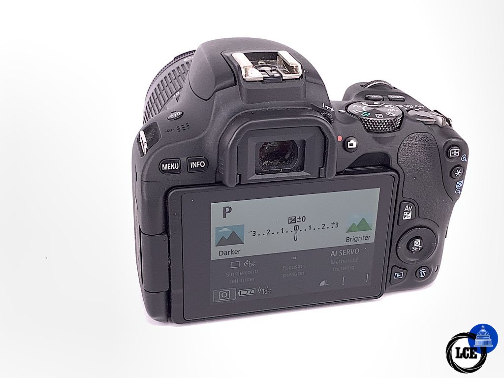 Canon 200D +18-55mm