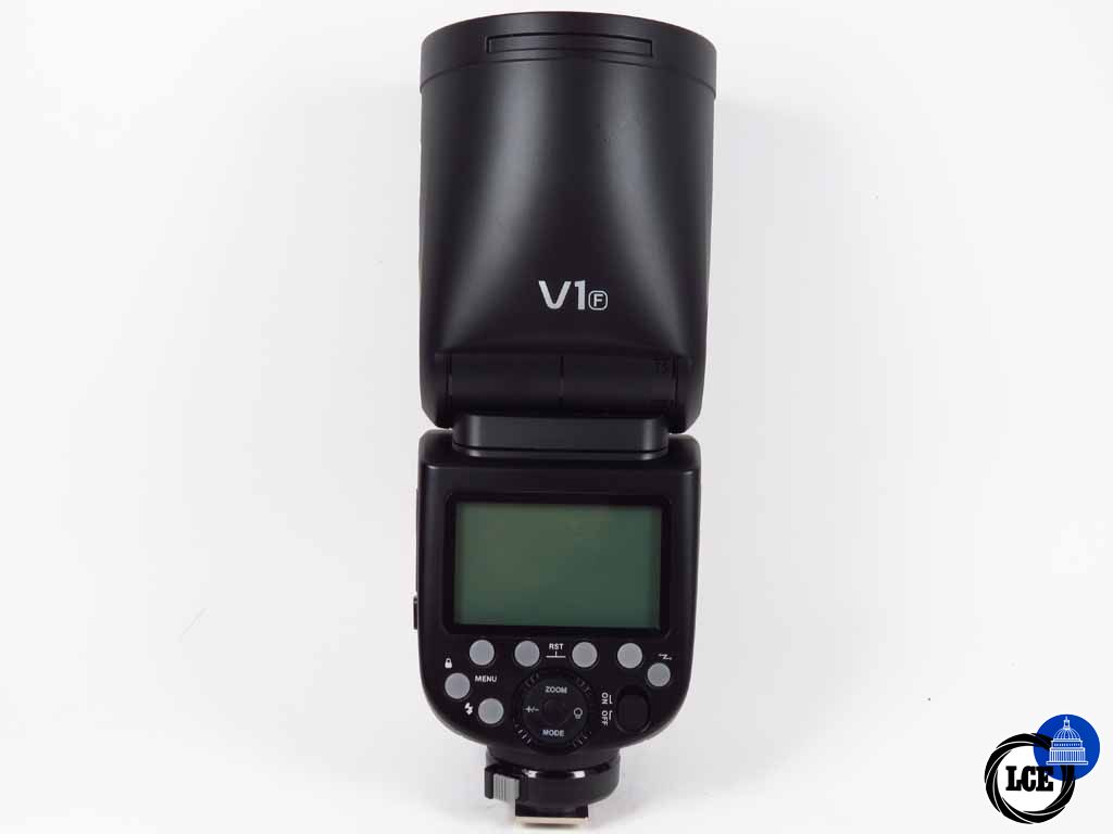 Godox V1 F