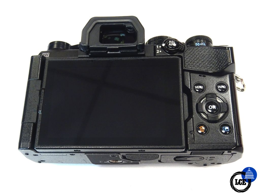 OM SYSTEM OM-5 Body