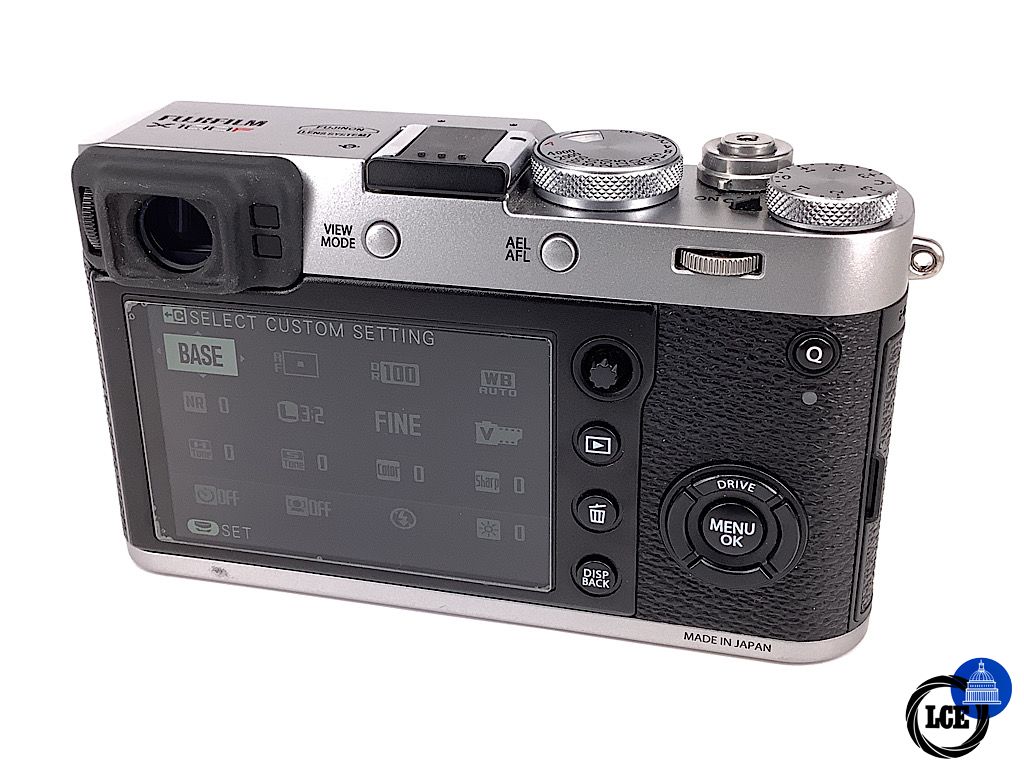 FujiFilm X100F SILVER