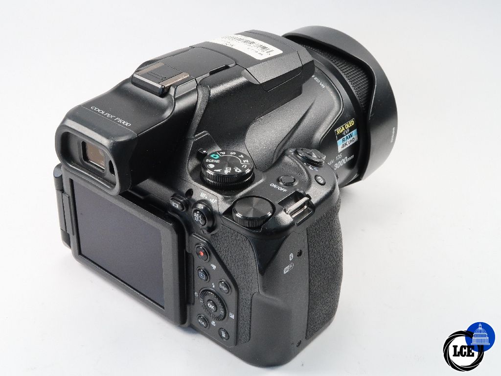 Nikon P1000 