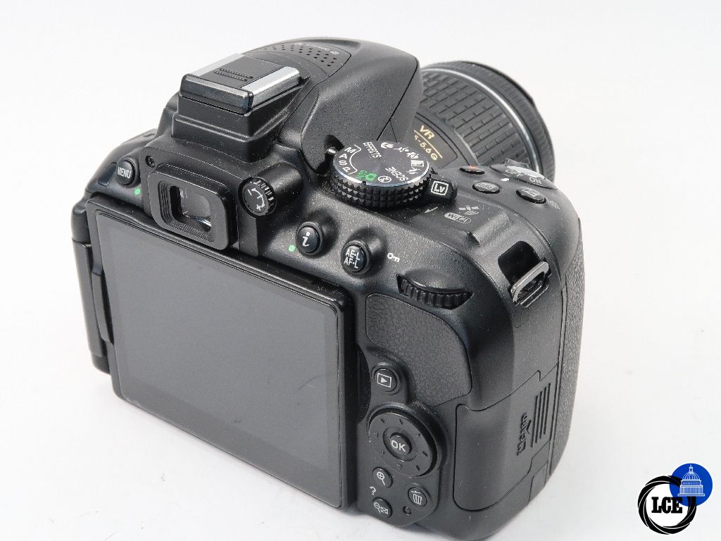 Nikon D5300 18-55mm f3.5-5.6G VR AF-P