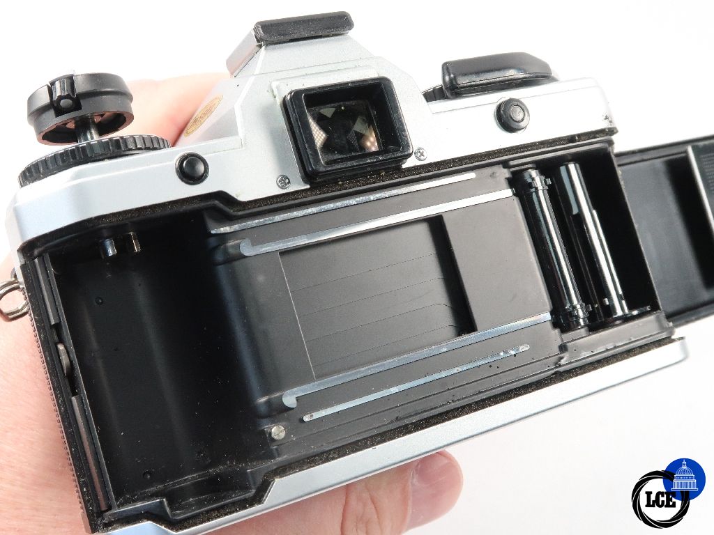 Yashica FX-D Quartz with ML 50mm f2