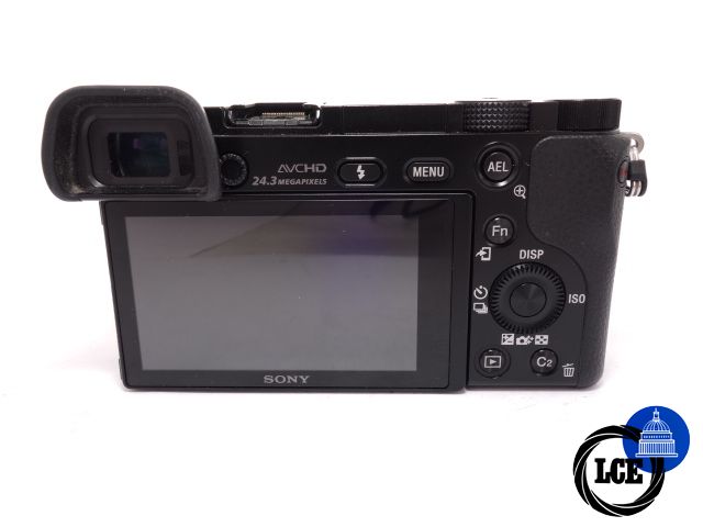 Sony a6000 + 16-50mm OSS ** 10k shots **