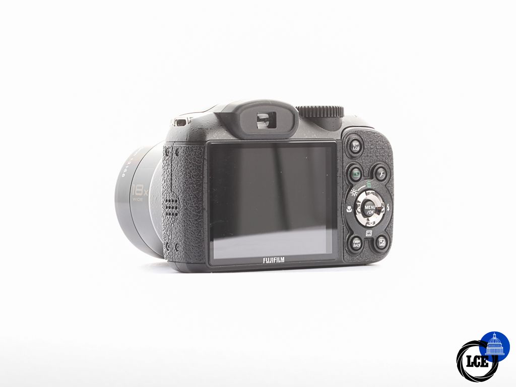 FujiFilm Finepix S2750HD [4*] | 10114657