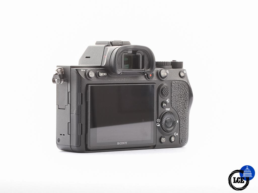 Sony A7RIV Body [4*] | 10114688