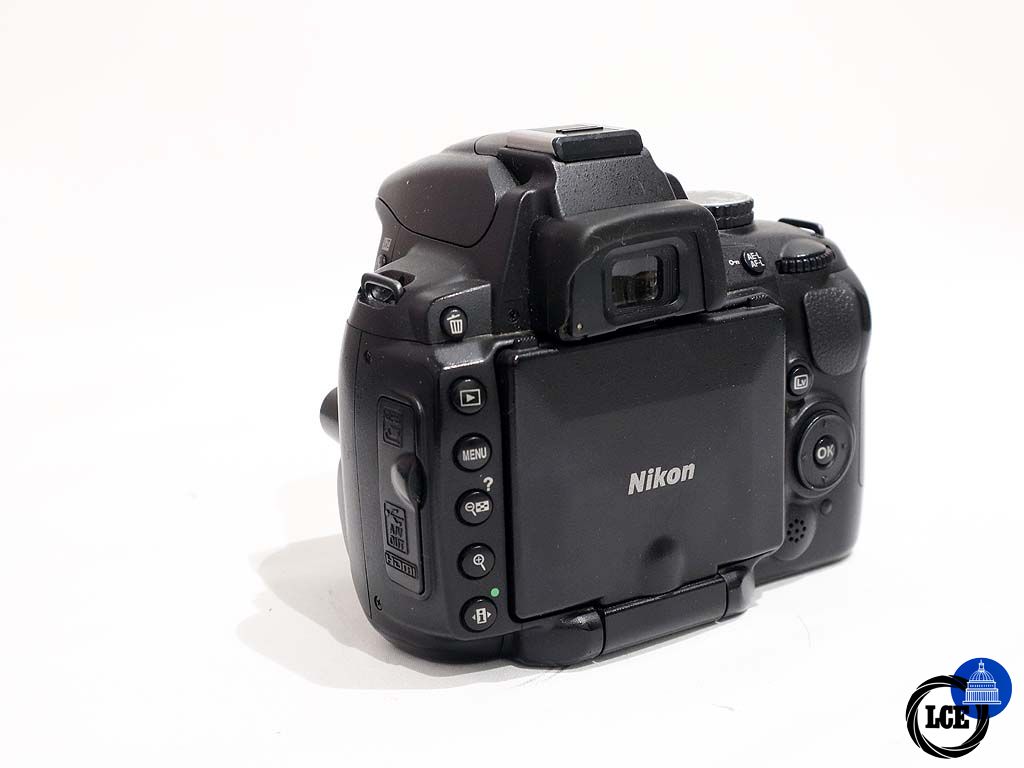 Nikon d5000 body 