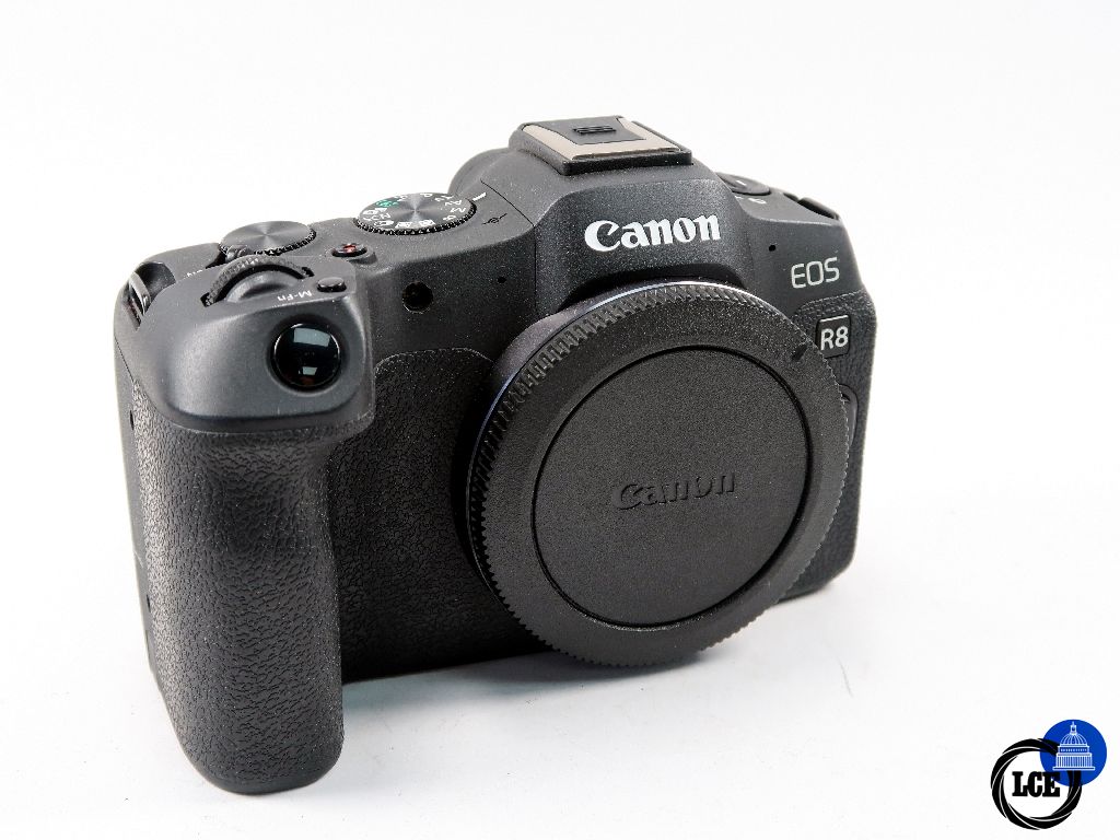 Canon R8 