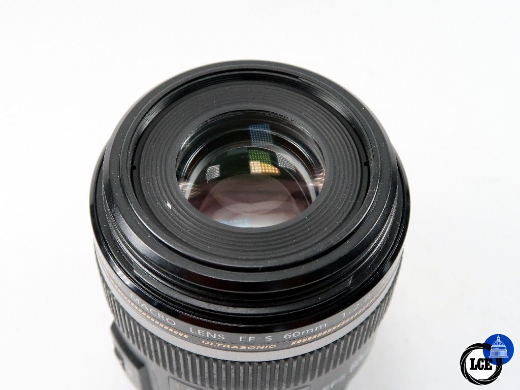 Canon EF-S 60mm F2.8 