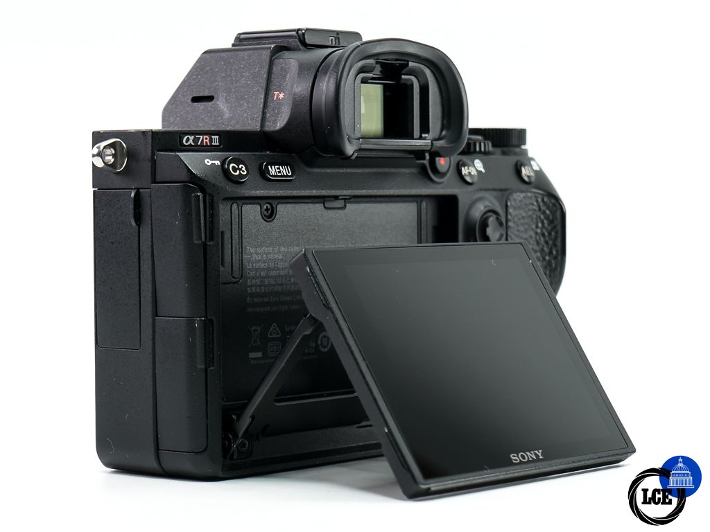 Sony A7R III Body