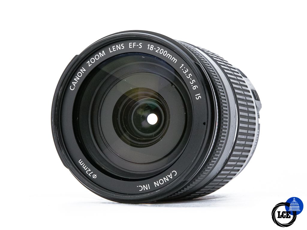 Canon EF-S 18-200mm f3.5-5.6 IS 