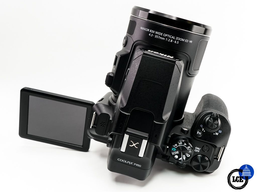 Nikon COOLPIX P950 * BOXED *