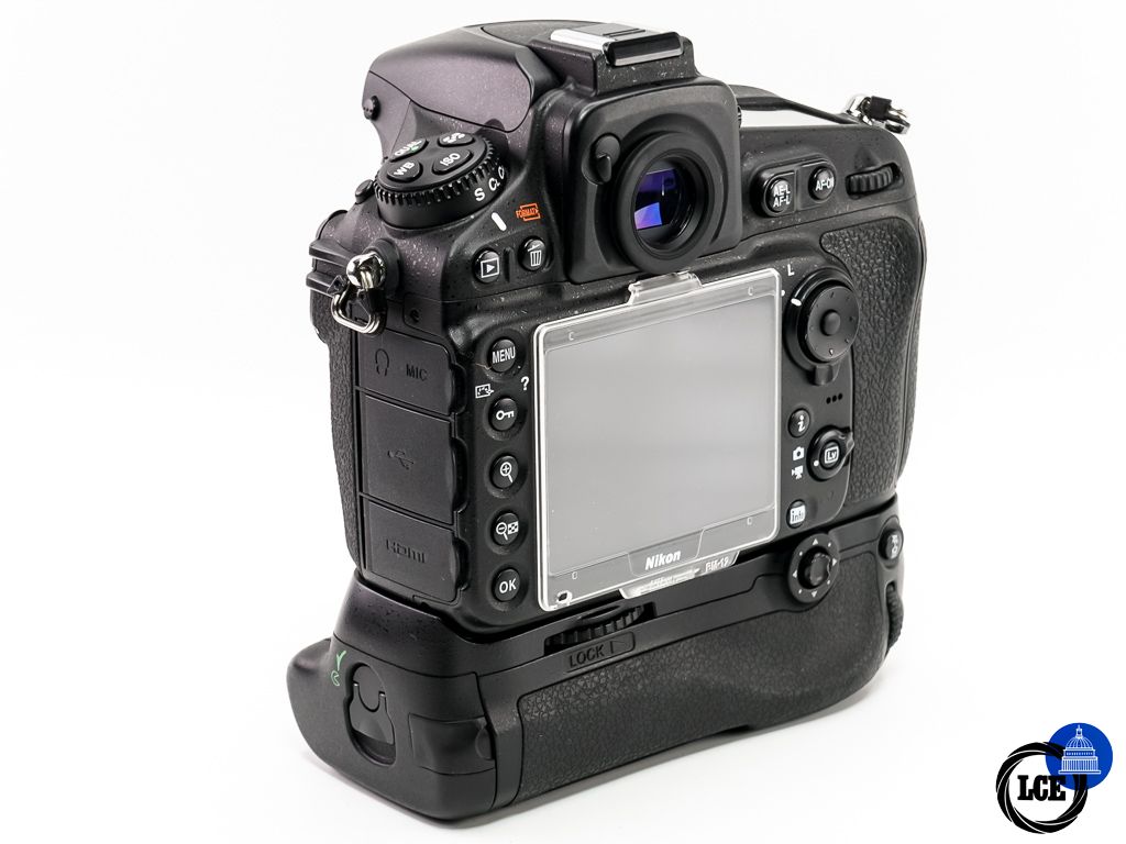 Nikon D810 + MB-D10 Grip