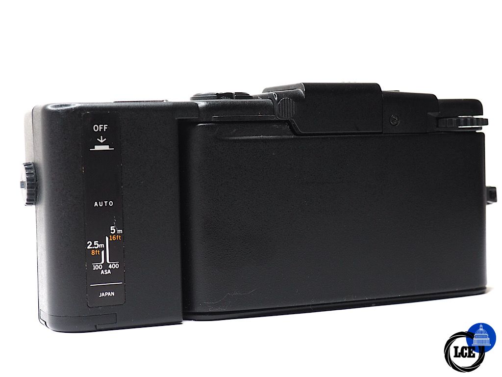 Olympus XA2 + Flash