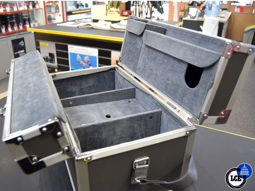 Pentax 67 Alloy Trunk Case inc Keys 