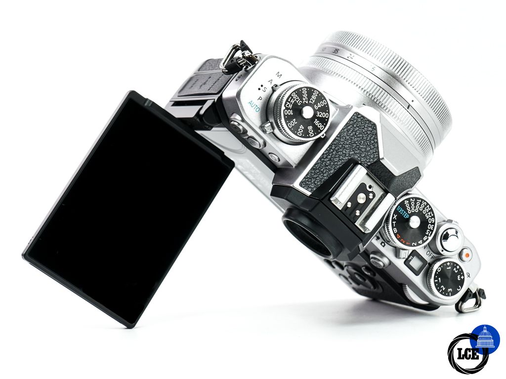 Nikon Z fc + Z 16-50mm VR  ** Low Shutter Count **
