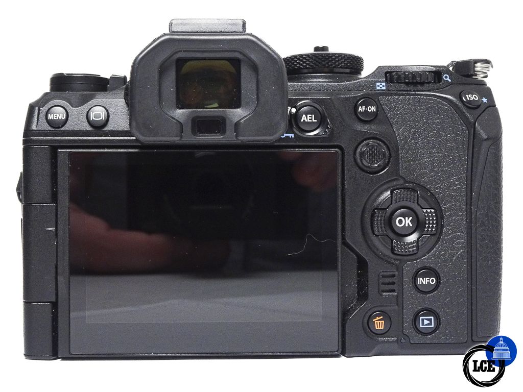 OM SYSTEM OM-1