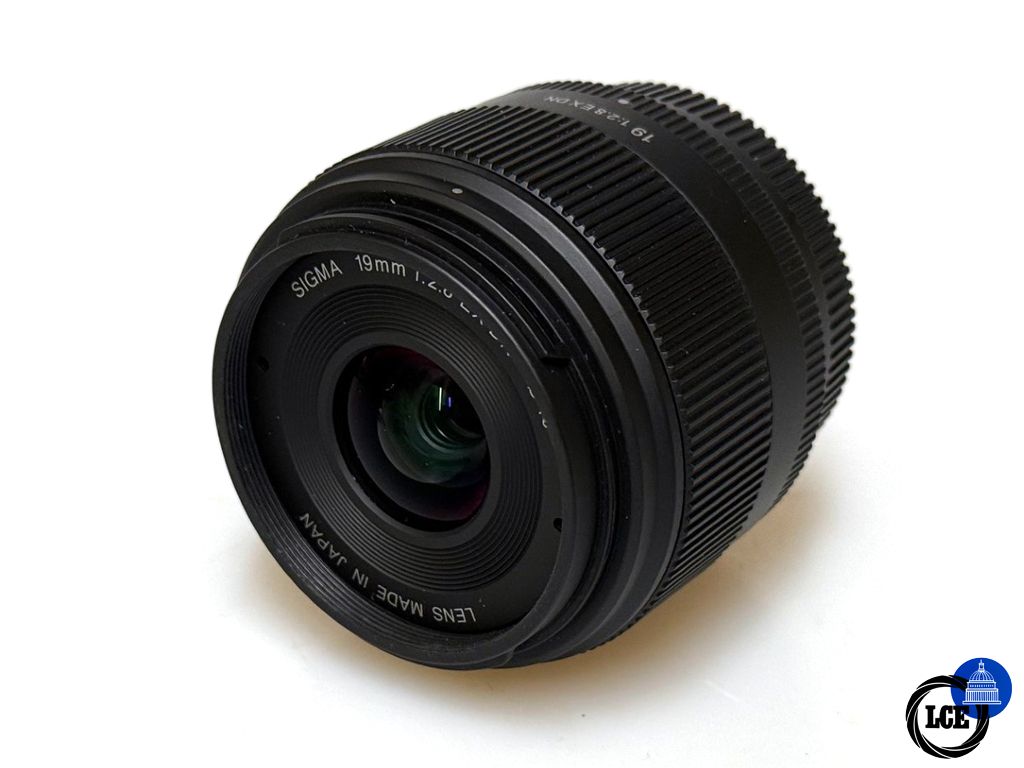Sigma 19mm F2.8 EX DN 