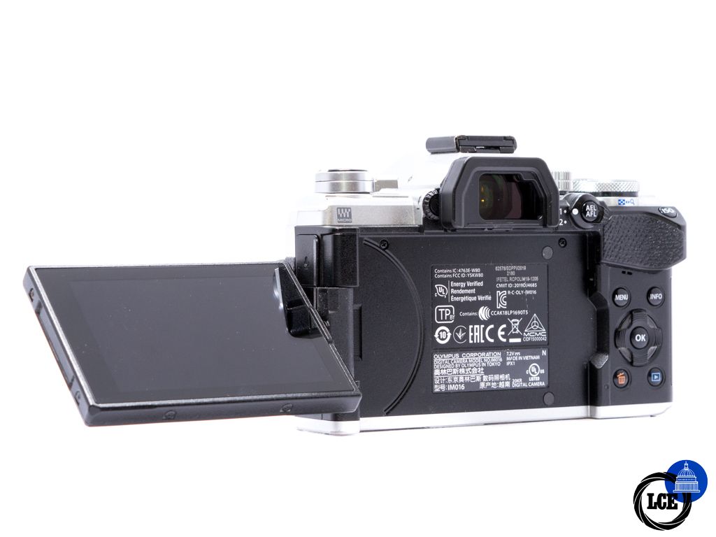 Olympus OM-D E-M5 III Body Silver *Low shutter count*