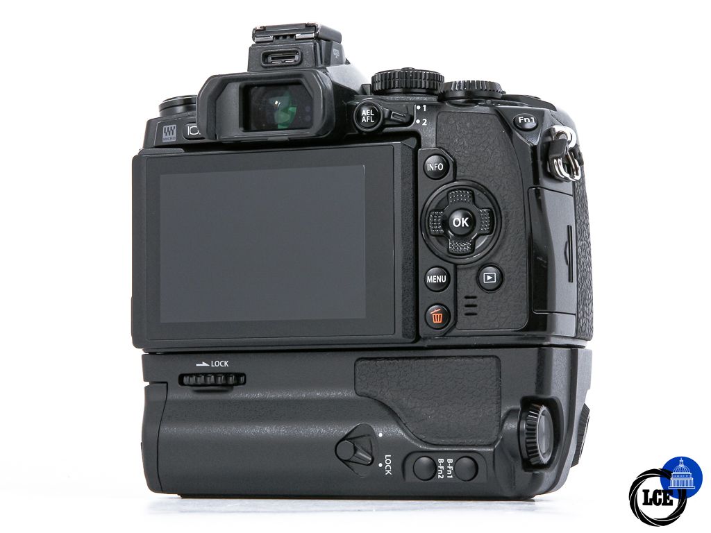 Olympus E-M1 + HLD-7 **47k Shutter Count**