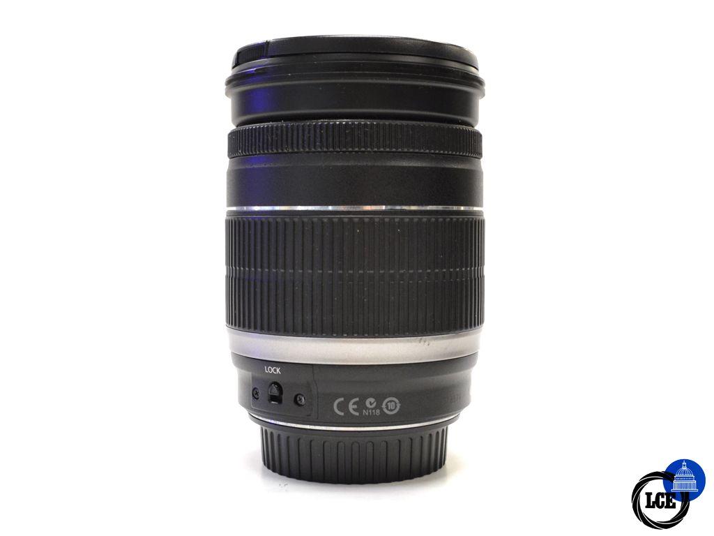Canon EF-S 18-200mm F3.5-5.6 IS