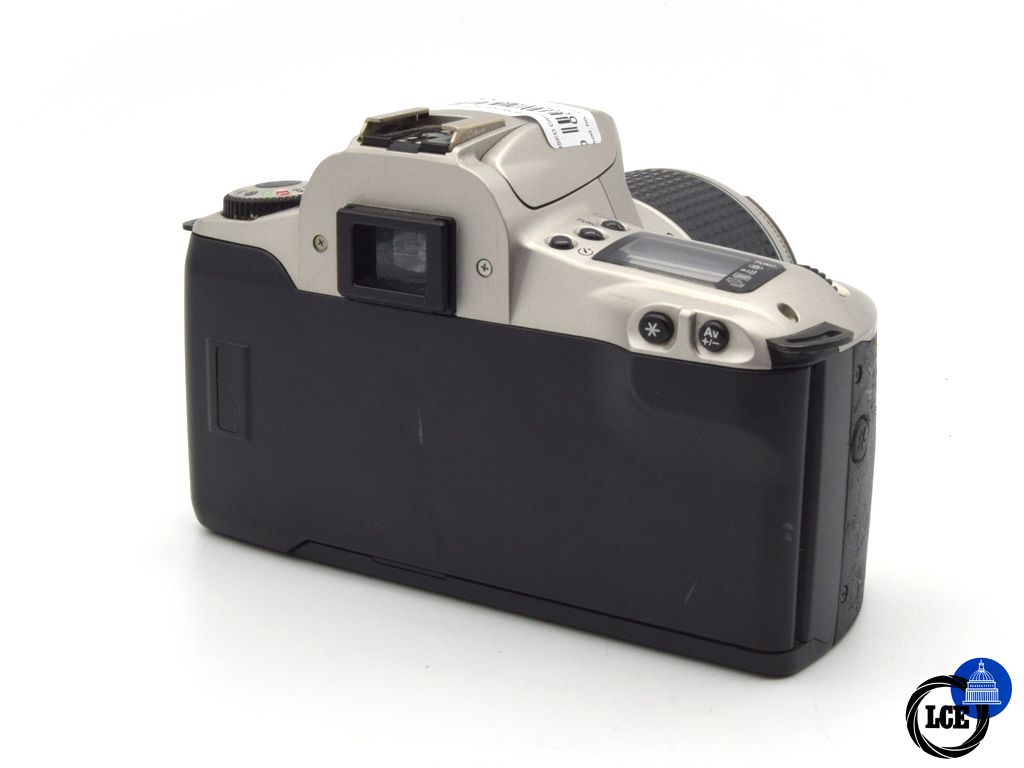 Canon EOS 300 + 28-90mm f/4-5.6