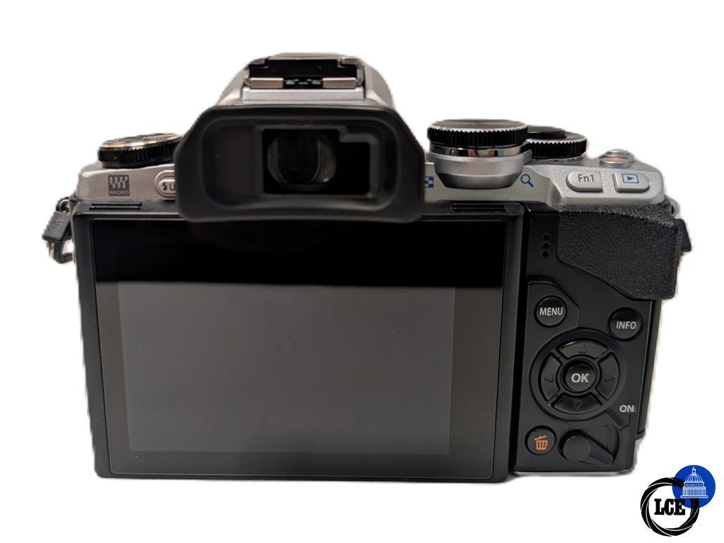 Olympus OM-D E-M10 Body - 1150 Shutter Count 