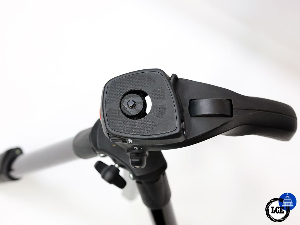 Manfrotto Compact Action Tripod | 1275642