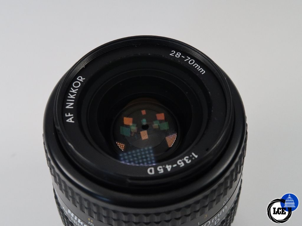 Nikon FX 28-70mm f3.5-4.5 AFD
