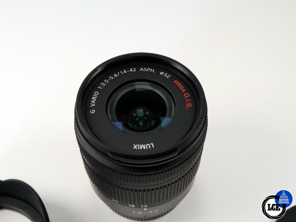Panasonic MFT 14-42mm F3.5-5.6 M43rds