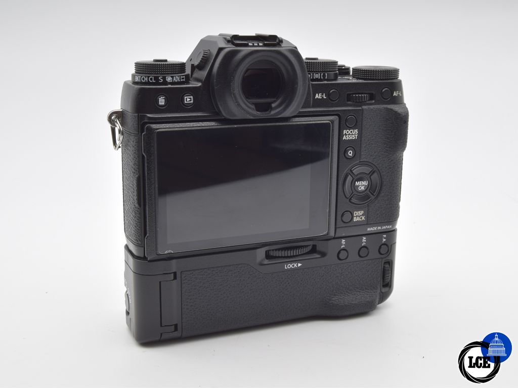 FujiFilm X-T1 Body + VG-XT1 Power Grip