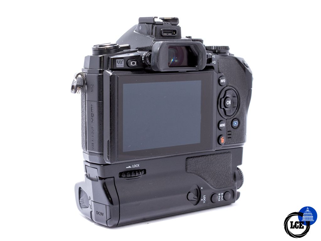 Olympus OM-D E-M1 + Grip