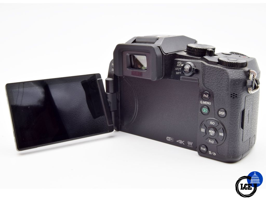 Panasonic Lumix DMC-G7 Body (9572 Shutter Actuations)
