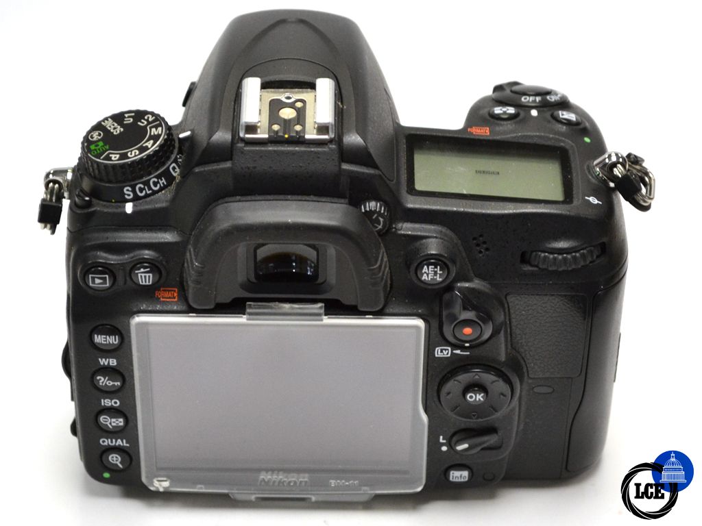 Nikon D7000 body