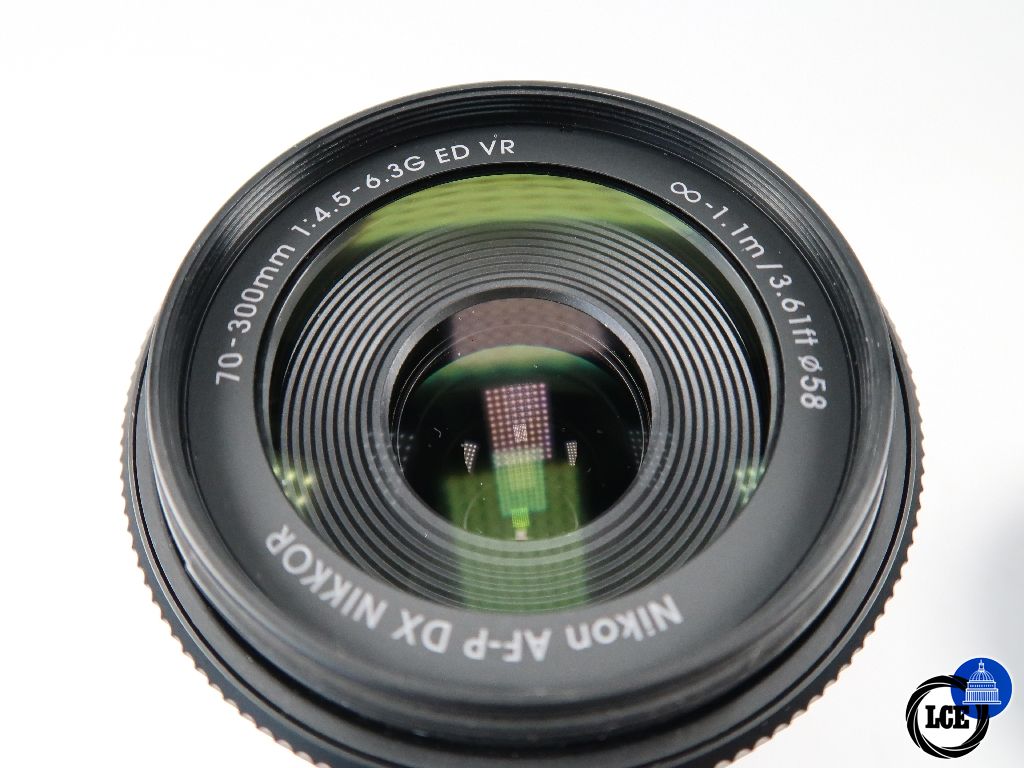 Nikon DX 70-300mm F4.5-6.3 VR