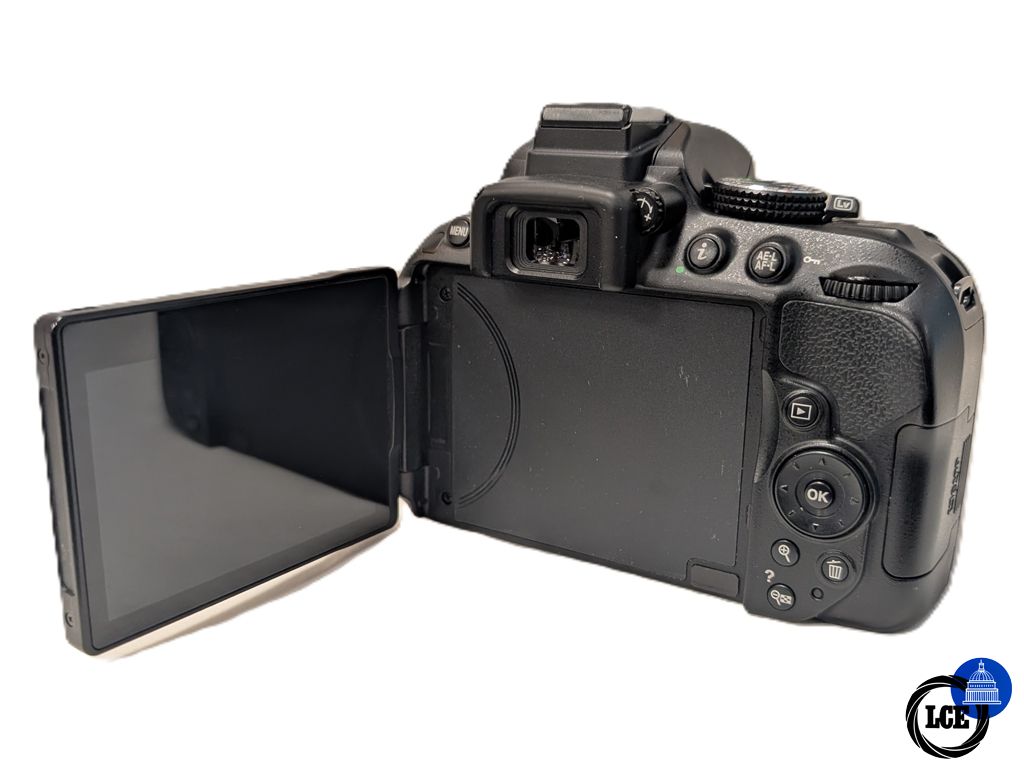 Nikon D5300 + AF-P 18-55mm F3.5-5.6 VR - 12.8k Shutter Count 