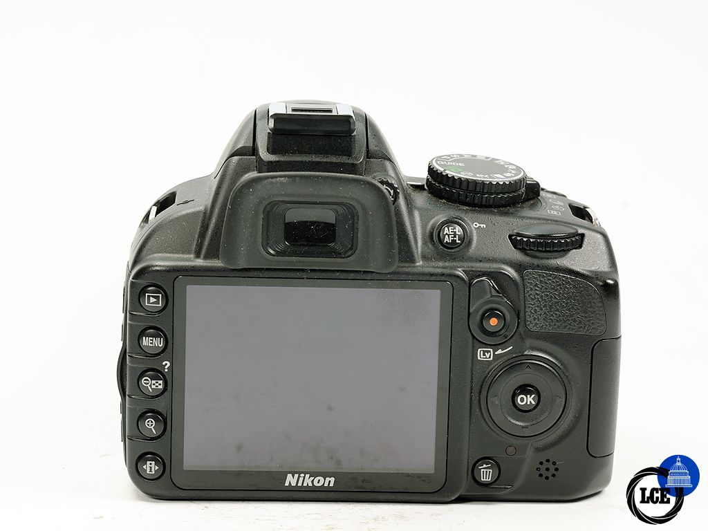 Nikon D3100 + AF-S 18-55mm f/3.5-5.6 G